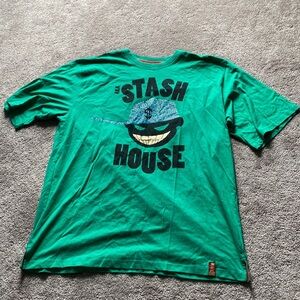 Stash House Graphic Tee Size 4XL